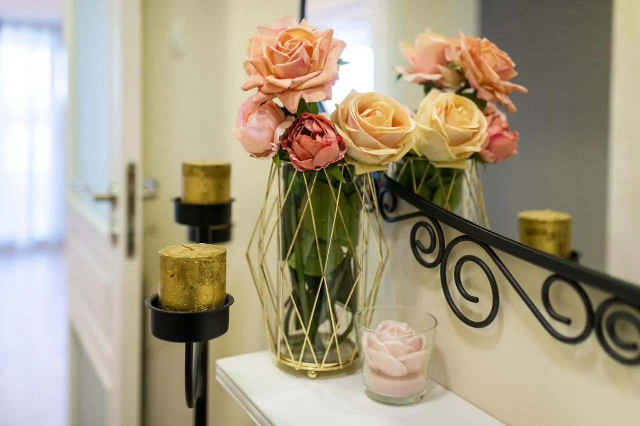 Julia Central Apartment Varna
