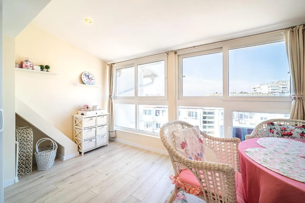 Julia Central Apartment Varna